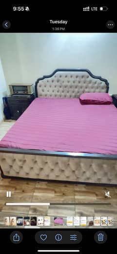 Bed set with two side tables and dressing