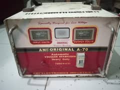 stabilizer 7000 watt operate