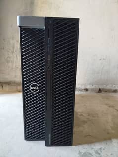 Dell T5820 / W 2145 / 32GB DDR4 / 256GB M-2