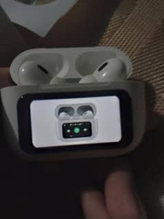 Airbuds with screen