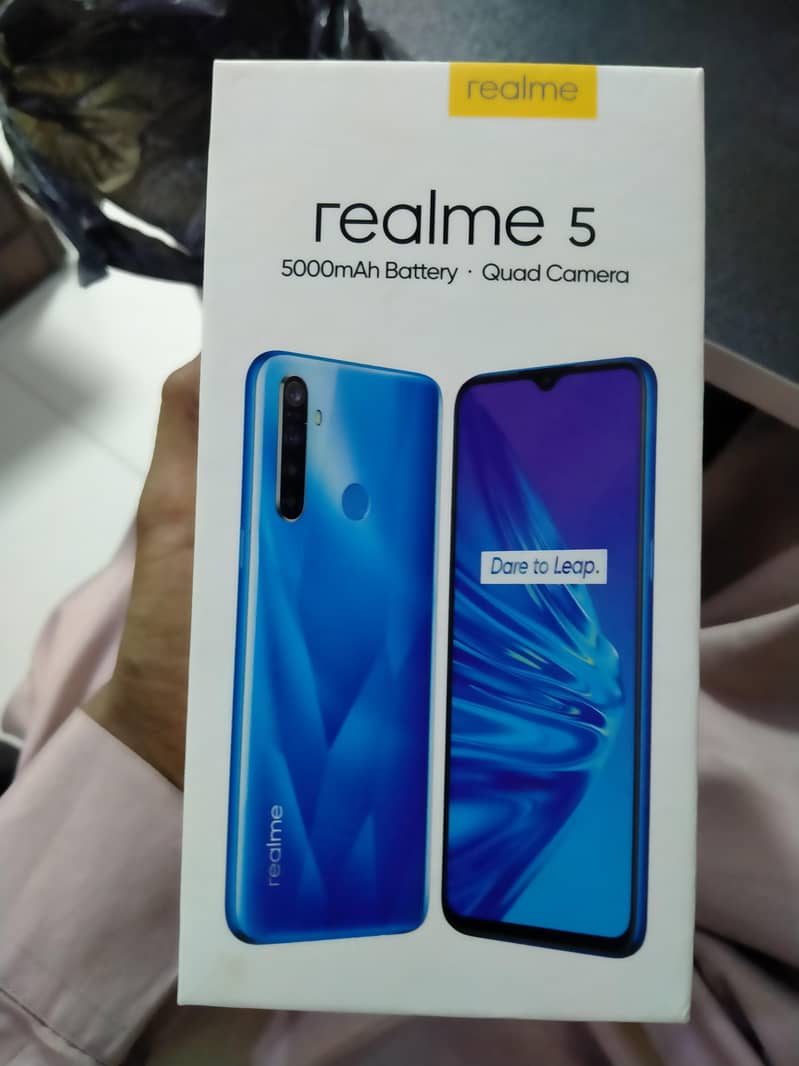 Realme 5 with box 10 by 10 one hand use only Exchange possible 3