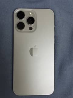 Iphone 15 Pro Max with box Scratch less