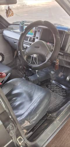 2011 Mehran like new drive smooth urgent sale