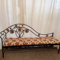 Iron rod sofa setti in good condition