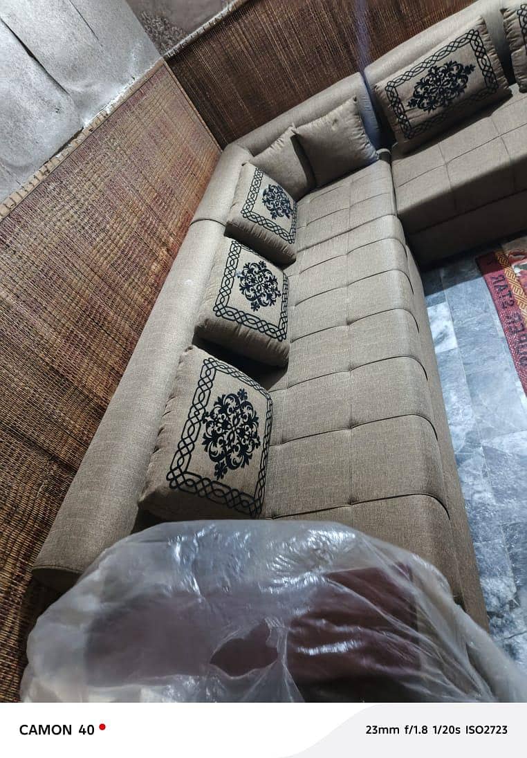L Shaped Sofa with foldable table 2