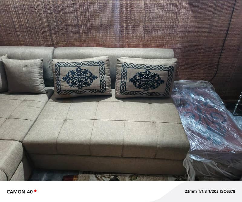 L Shaped Sofa with foldable table 8