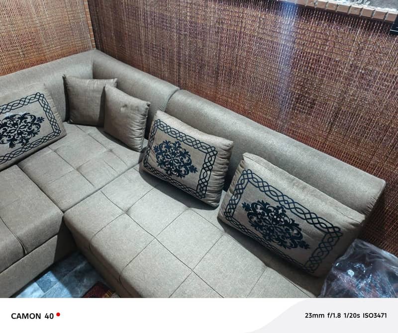 L Shaped Sofa with foldable table 10