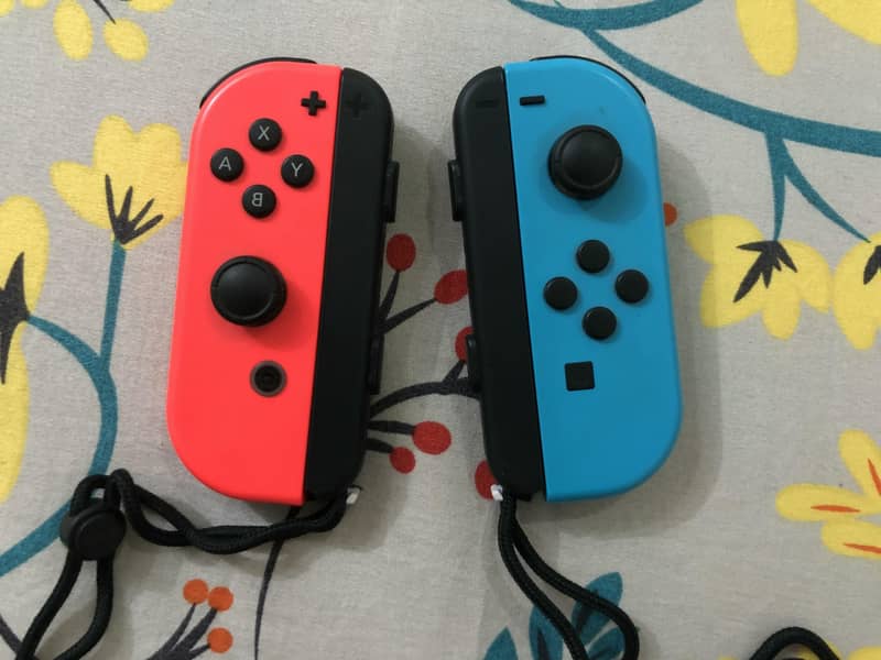 Nintendo Switch V1 (Non-JB) Full Box + 256gb memory card 10