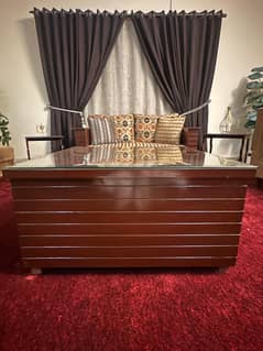 CENTRE TABLE FOR SALE