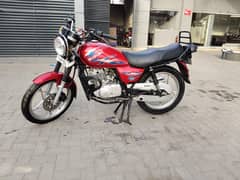 Suzuki GS 150 SE