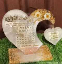 customise resin art in her at shape