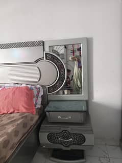 3 pes set good condition with matrs