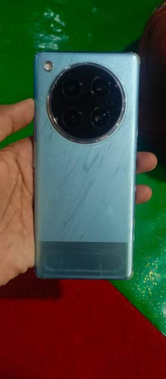 Infinix zero 40 8+8 256