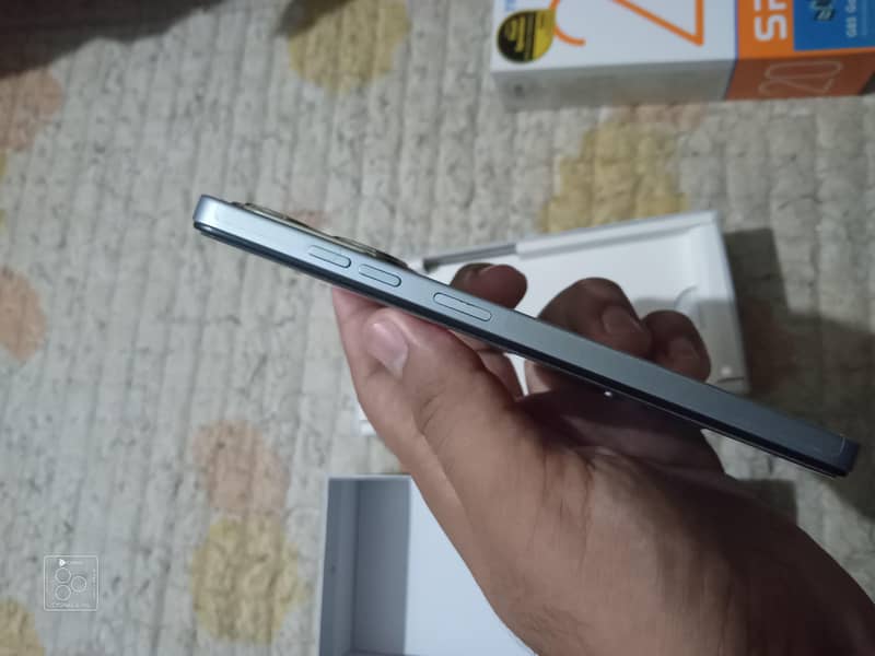 Tecno Spark 20 8+8/256 Cyber White  in 10/10 condition like NEW. 1