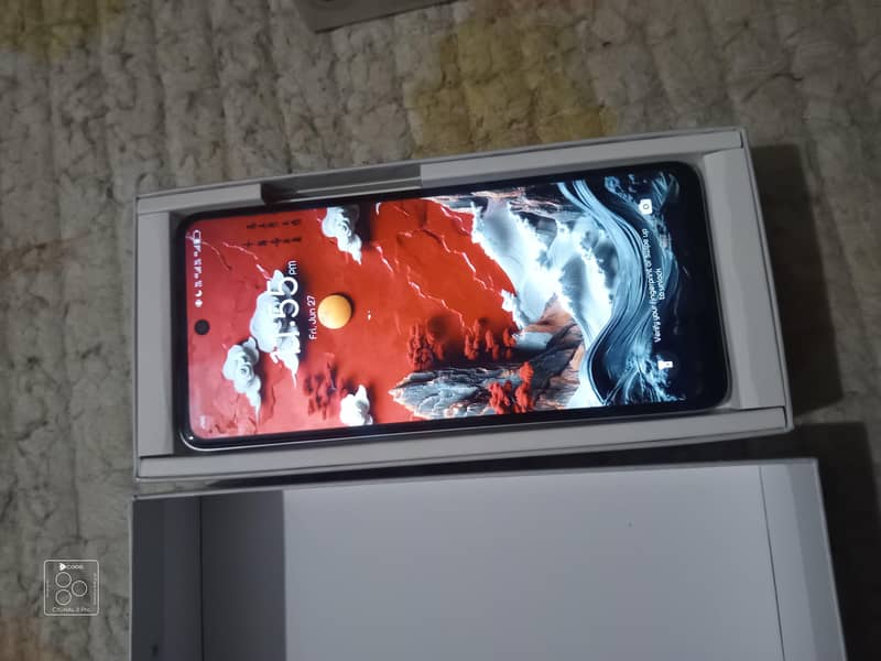 Tecno Spark 20 8+8/256 Cyber White  in 10/10 condition like NEW. 5