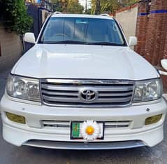Toyota land Cruiser v-8 2000 model import 2006 also exchange
