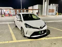 Toyota Vitz 2015