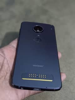motoz4