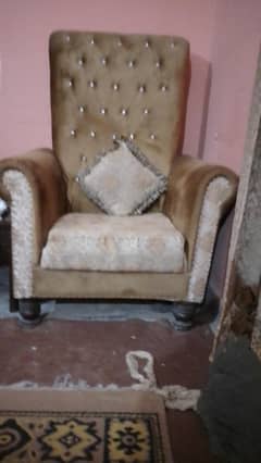 selling sofa set