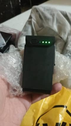 DJI