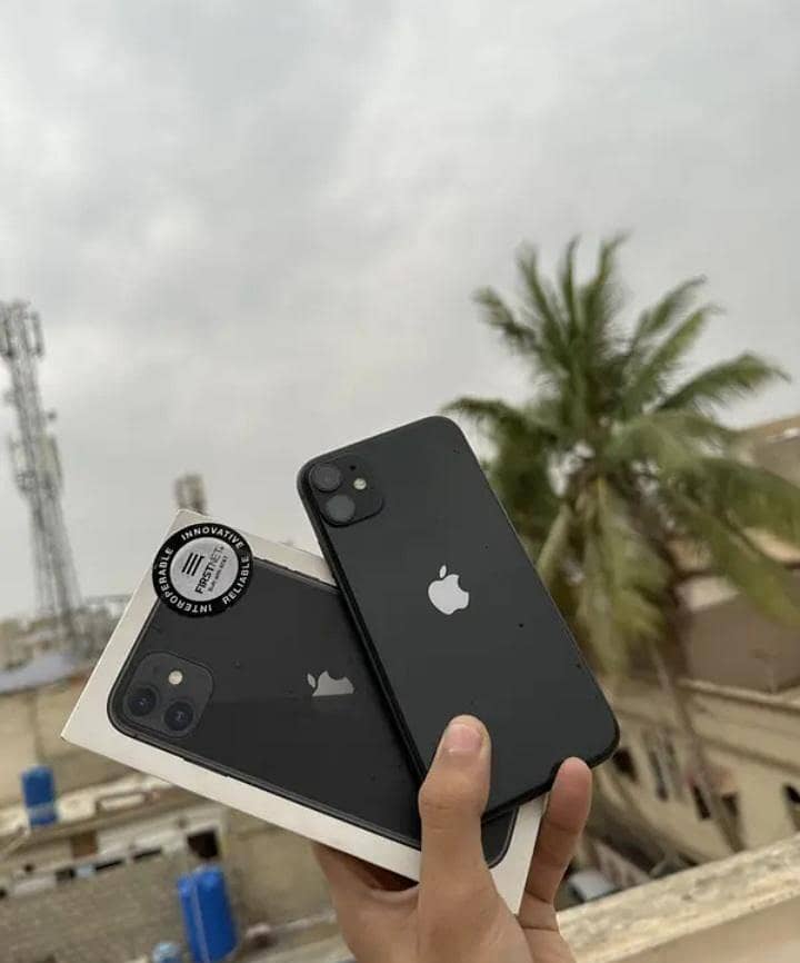iphone 11 factory unlock [with box] 3