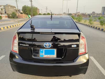 Toyota Prius S Touring Selection 1.8 (1800cc) - Exchange