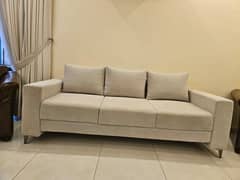 2 Sofas