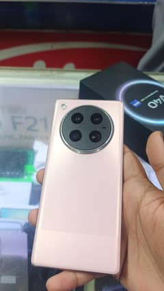 infinix zero 40 10/10