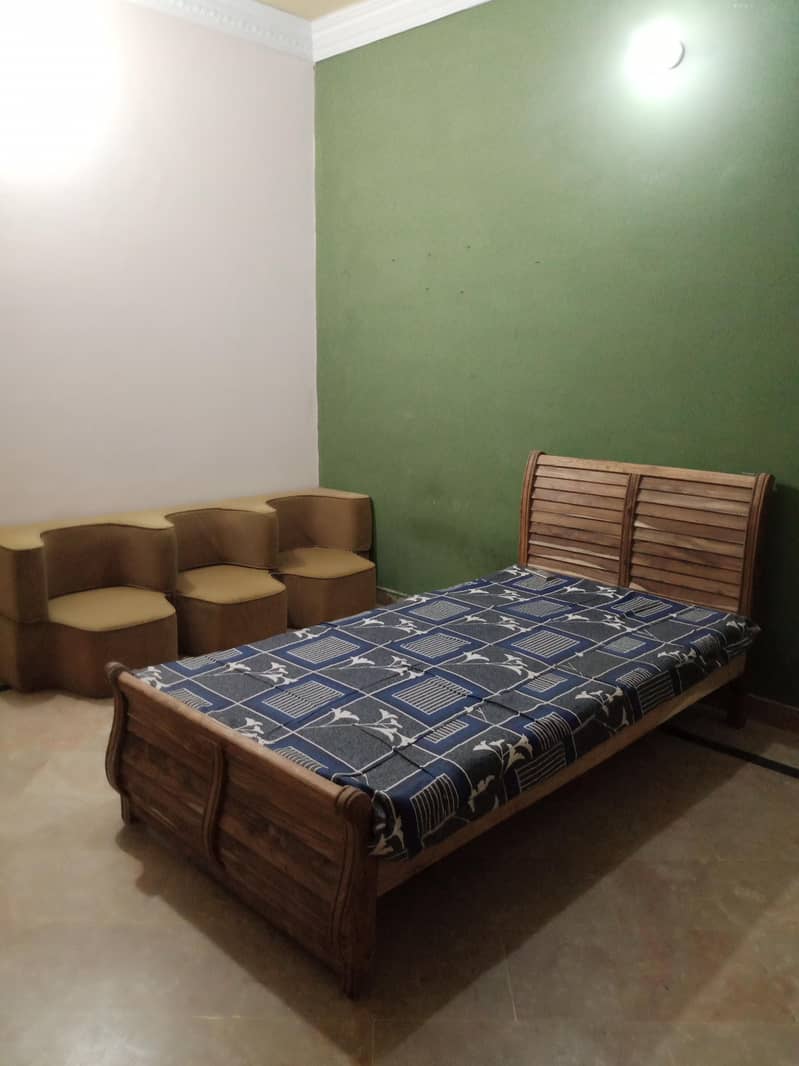 a furnished ac room available on rent for male 1