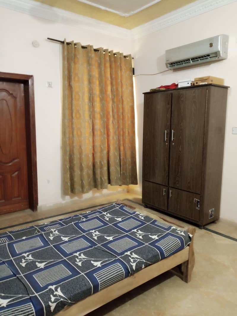 a furnished ac room available on rent for male 3