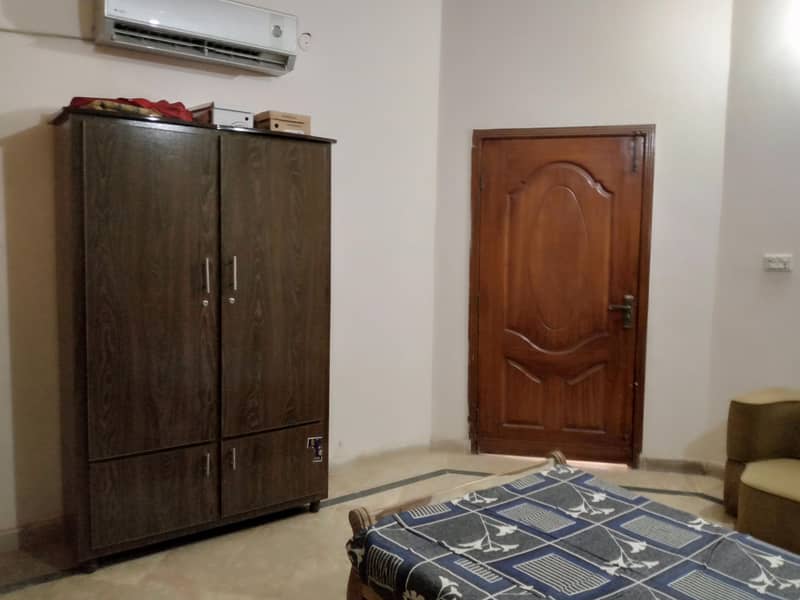 a furnished ac room available on rent for male 4