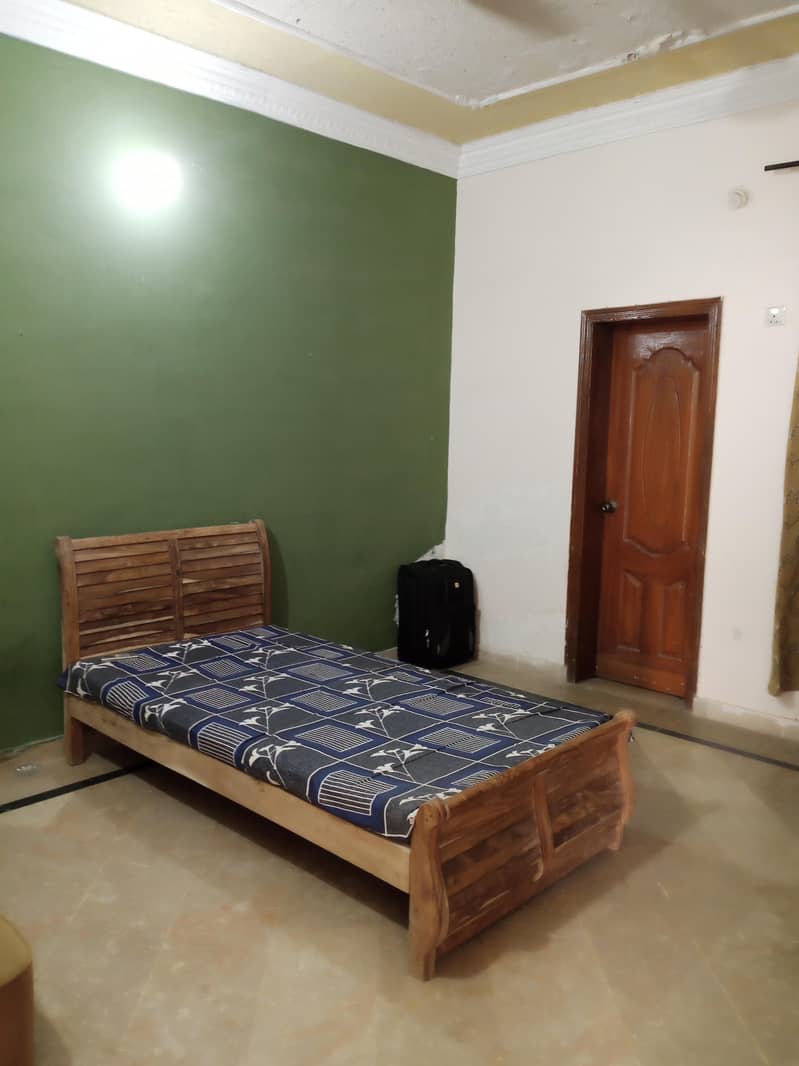 a furnished ac room available on rent for male 6
