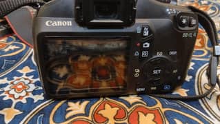 DSLR canon 1100D