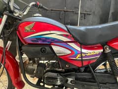 Asalam o waliakum to all I'm argent selling my Honda prider