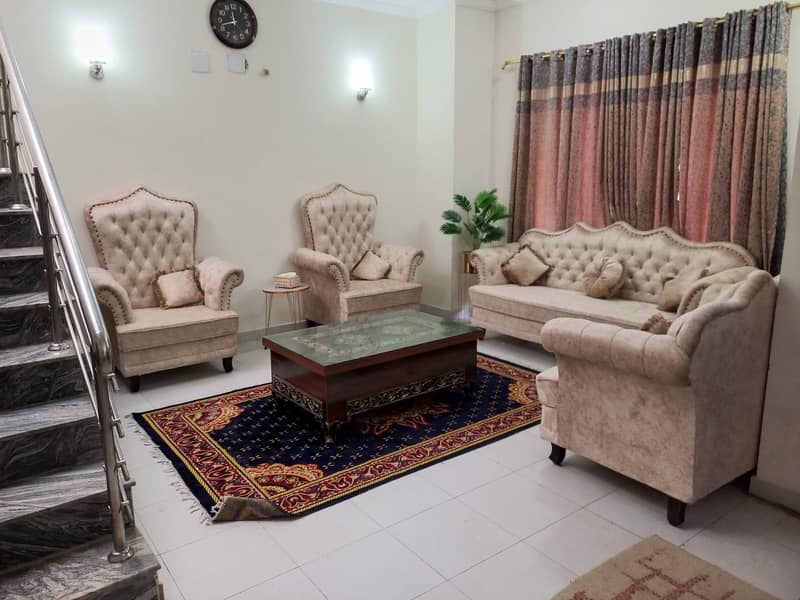 7 seater sofa set in good condition also table 3