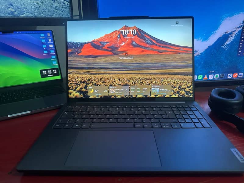 Lenovo yoga pro 9i 2024 laptop RTX 4060 i7 13th gen 0