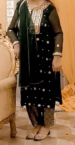 green shlwar qameez