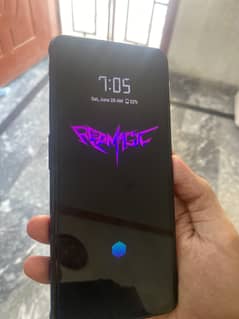 Red magic 6   12/256 GB 10 by9 condition ptaa approved