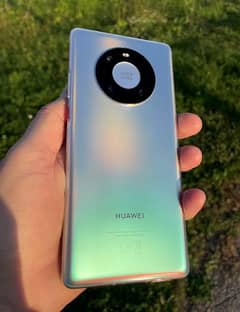 Mate 40 Pro 5G 8/256 Dual SIM Non pta New price 2.7 Lakh(Exchange Also