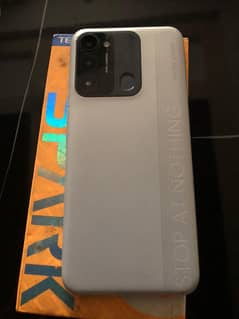 Tecno Spark 8c 4/64gb with box genuine  03346589202