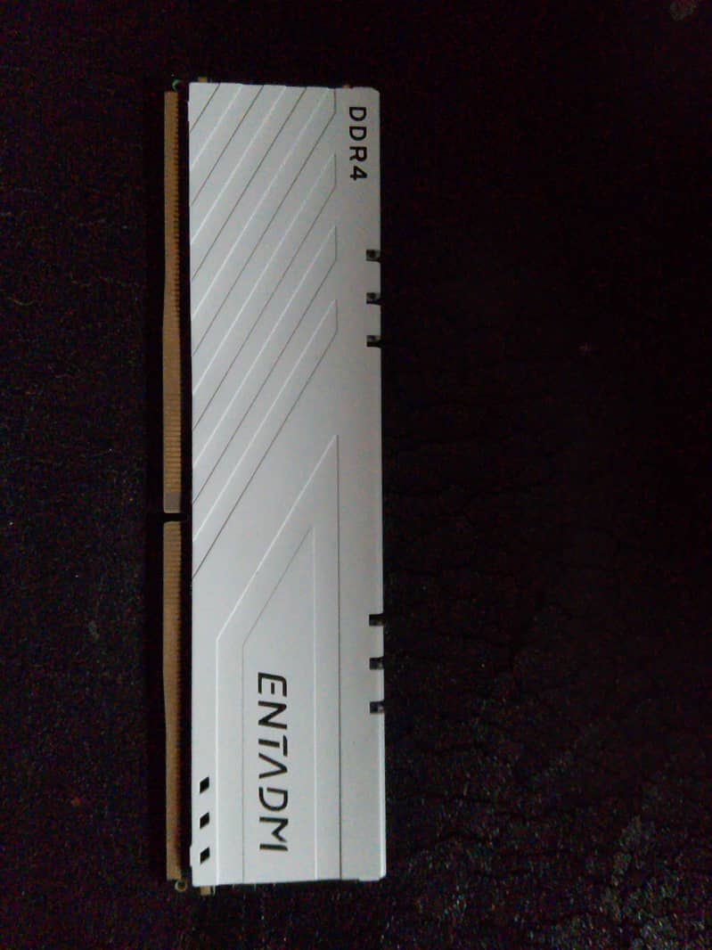 8gb ddr4 ram, 3200 MHZ, with heatsink 0