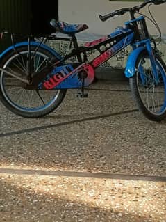 right kids Cycle 20 inch Good Condition for sale