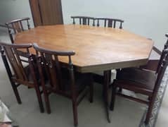 dinning table available for sale