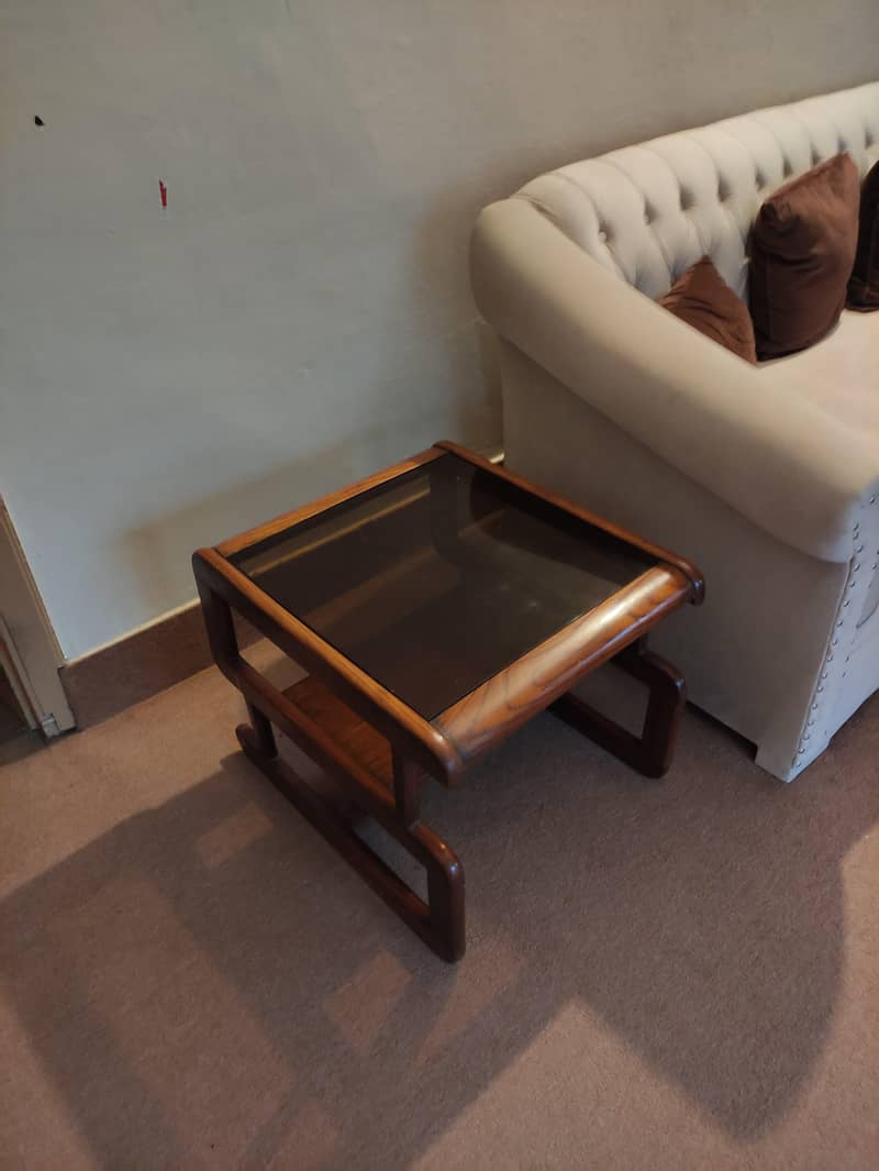 5-Seater Sofa Set with Center & 2 Side Tables 3