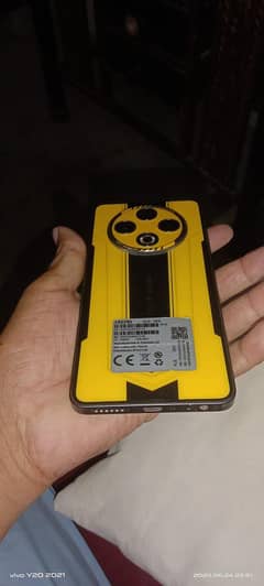techno spark 30 8GB RAM 128gb Saman set aur charger