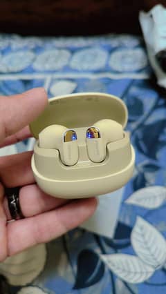 Philips earbuds Brand new