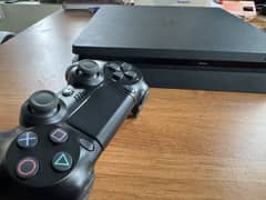 PlayStation 4 Slim 1 TB 8 Latest Games Installed