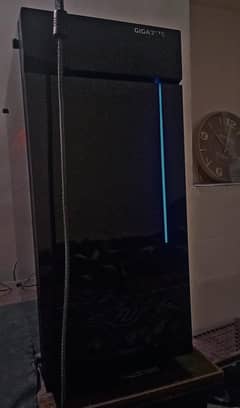 gigabyte c200 Glass tempered