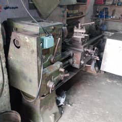 lathe machine