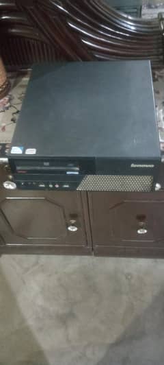 Lenovo system core 2 duo 3 Gb ram 80 Gb memory